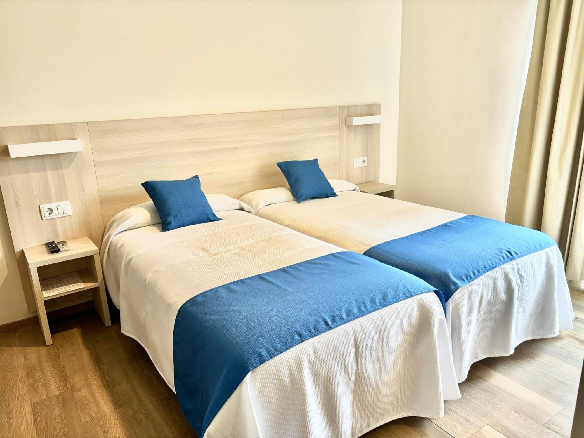 Bluewater Hotel Colonia de Sant Jordi Exterior photo