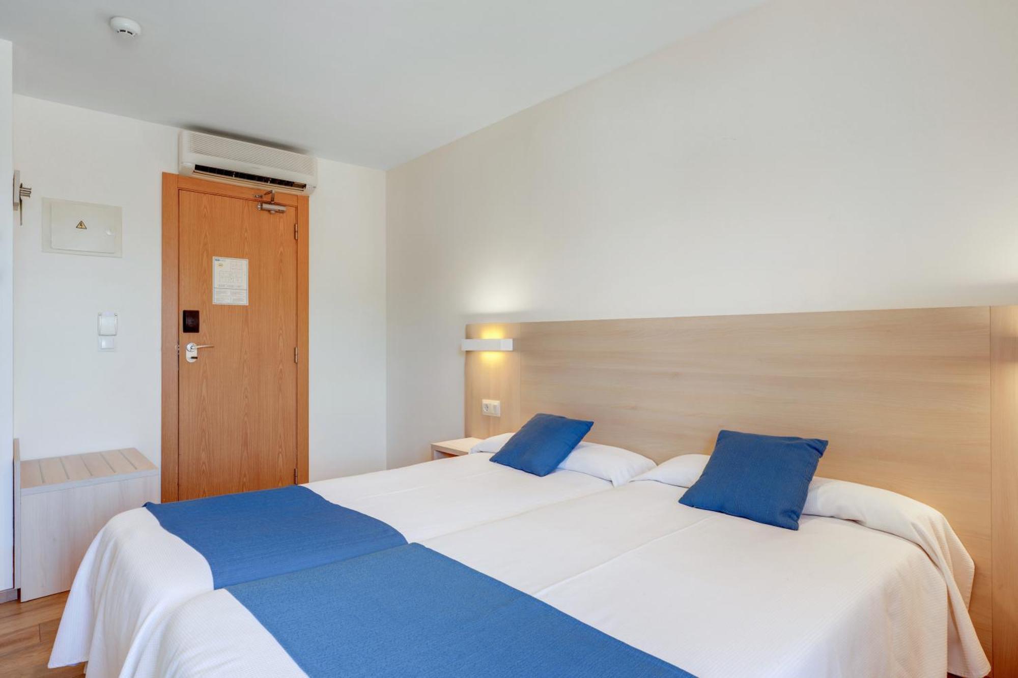 Bluewater Hotel Colonia de Sant Jordi Exterior photo